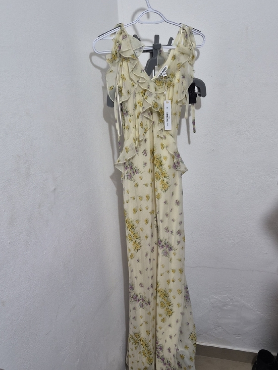 Steve Madden Dresses & Skirts - Steve Madden Cream Floral Ruffle Jumpsuit